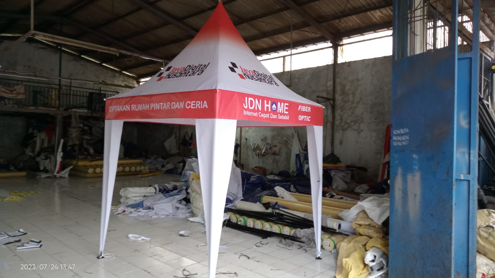 tenda kerucut 2xx2 meter di Palembang